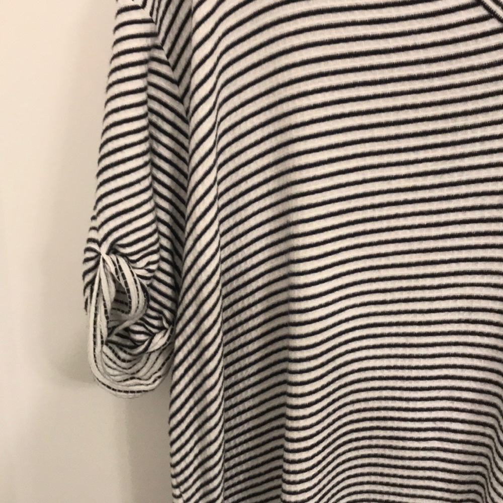 Zara tee - Picture 3 of 3